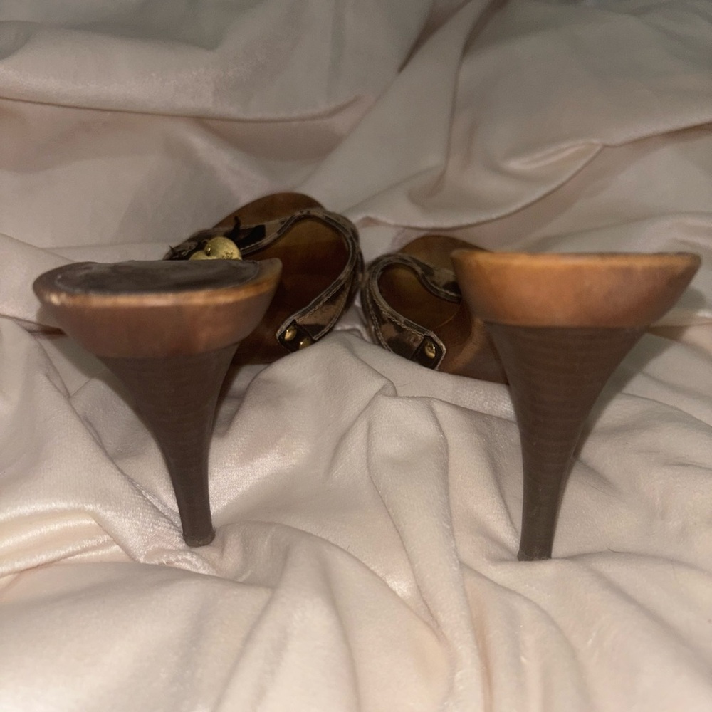 GUESS Leopard Print Heels - Picture 3 of 4